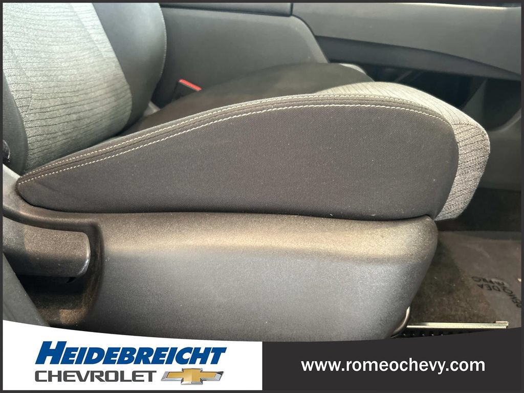 Used 2021 Nissan Rogue SV AWD/4WD image 36