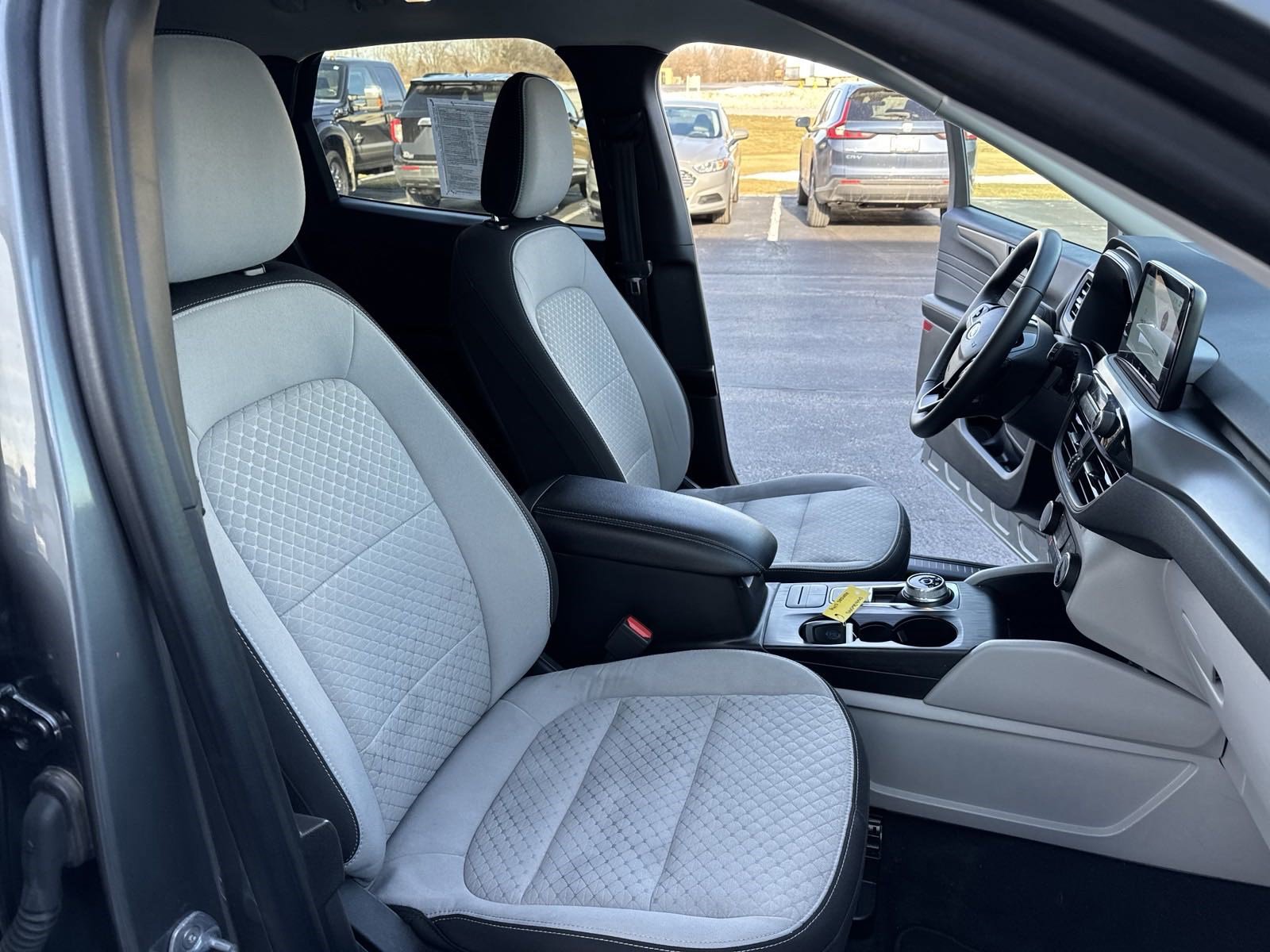 Used 2023 Ford Escape Active image 35