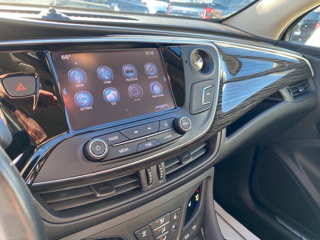 Used 2018 Buick Envision Essence FWD image 23