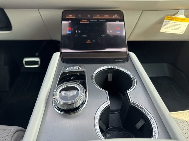 New 2026 Cadillac Vistiq Sport w/ LPO, Floor Liner Package image 30