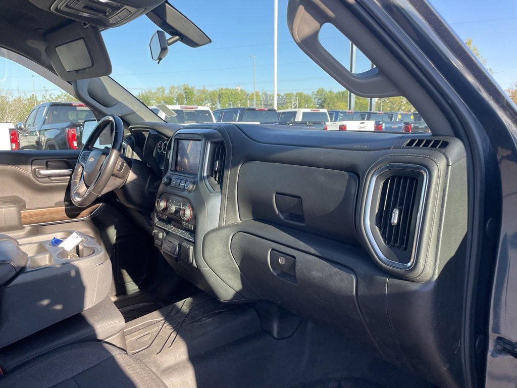 Used 2019 Chevrolet Silverado 1500 LT w/ Texas Edition image 30