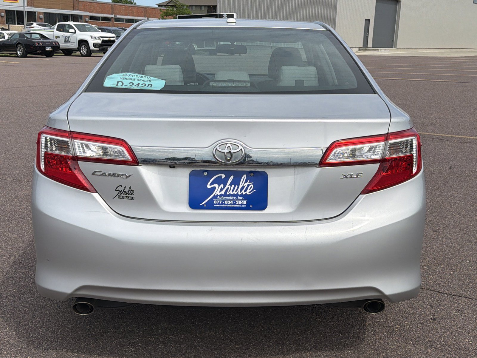 Used 2013 Toyota Camry XLE FWD image 12