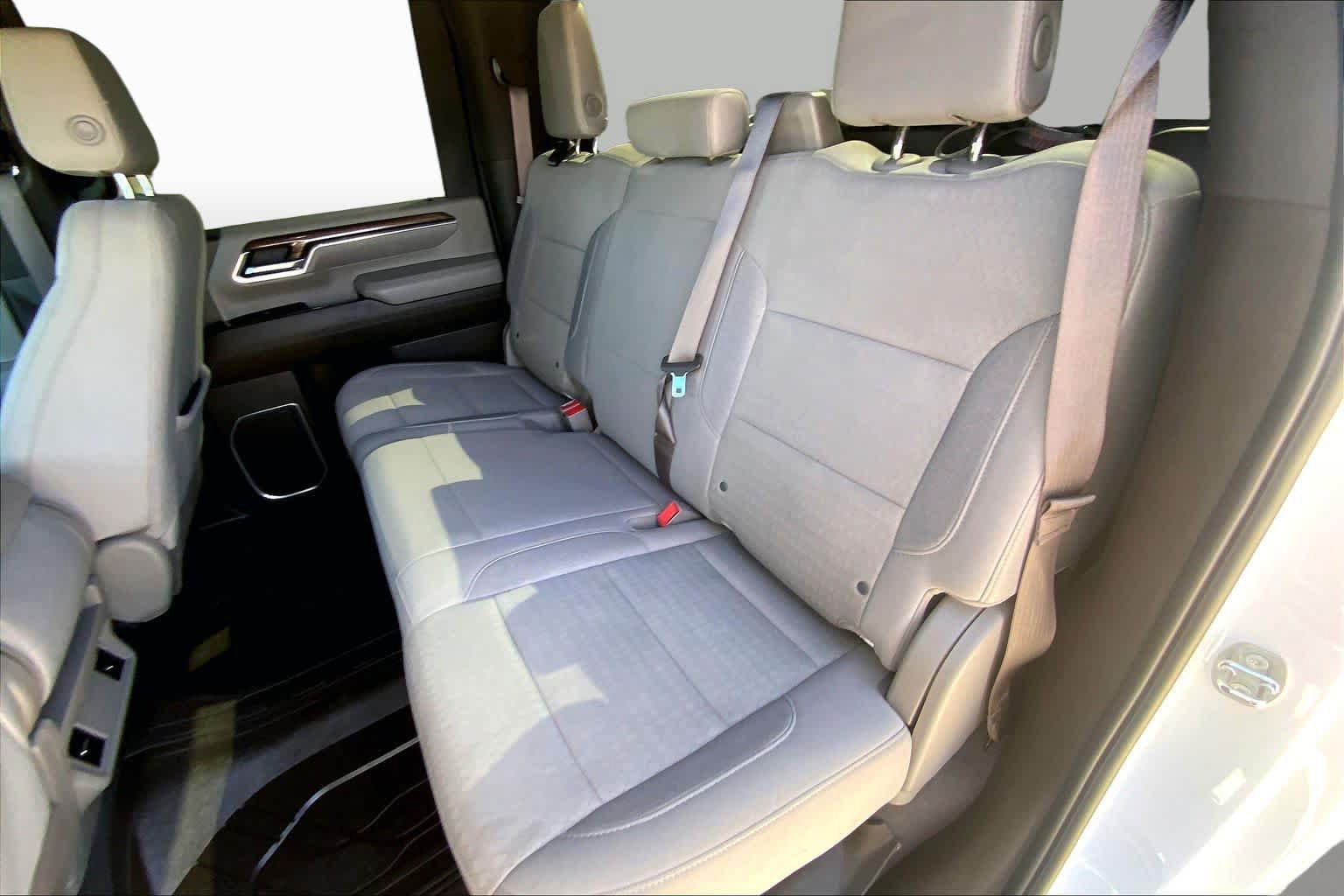 Used 2024 Chevrolet Silverado 2500 LT w/ LPO, Dark Essentials Package AWD/4WD image 20