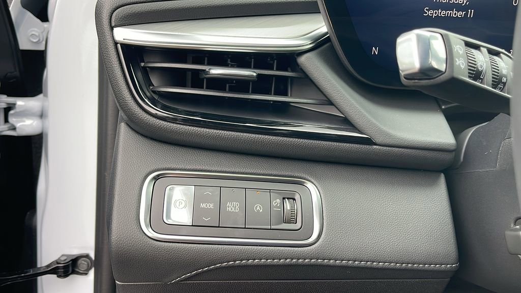 New 2026 Buick Enclave Avenir w/ Super Cruise Package image 25