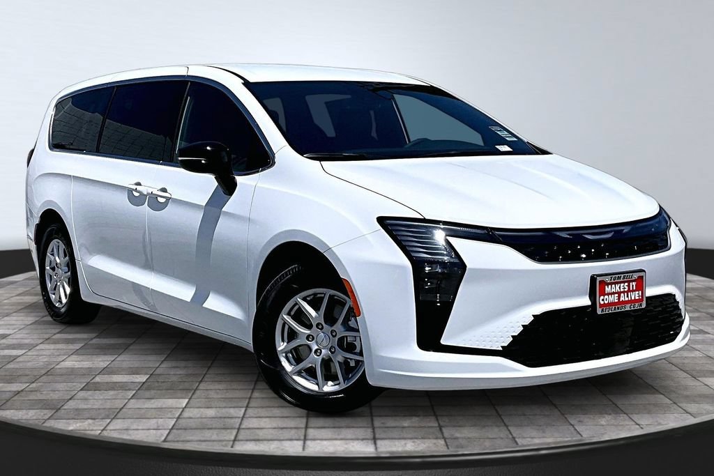 New 2027 Chrysler Pacifica Select FWD image 39