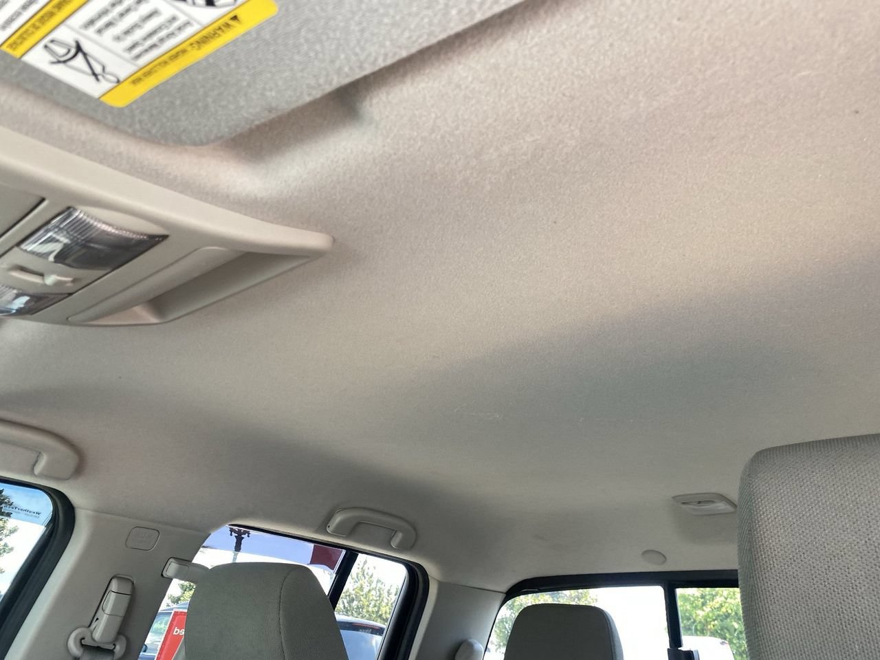 Certified 2021 Nissan Frontier SV w/ Midnight Edition Floor Mats AWD/4WD image 33