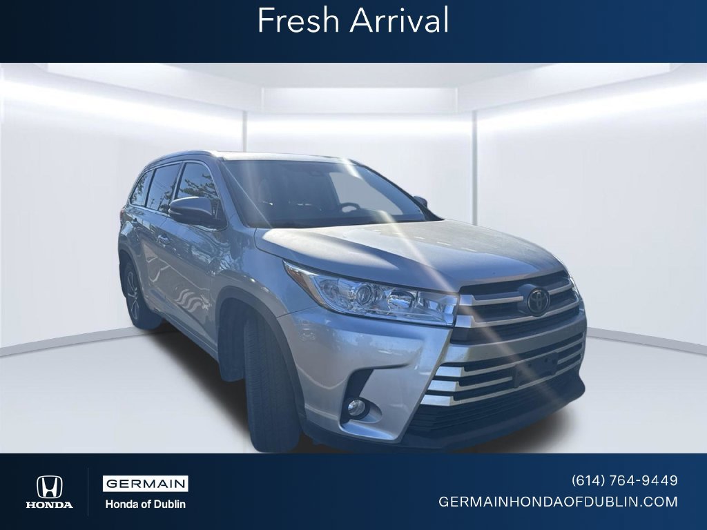 Used 2018 Toyota Highlander XLE AWD/4WD image 1