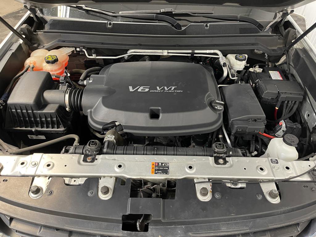 Used 2018 Chevrolet Colorado LT w/ LT Convenience Package image 11