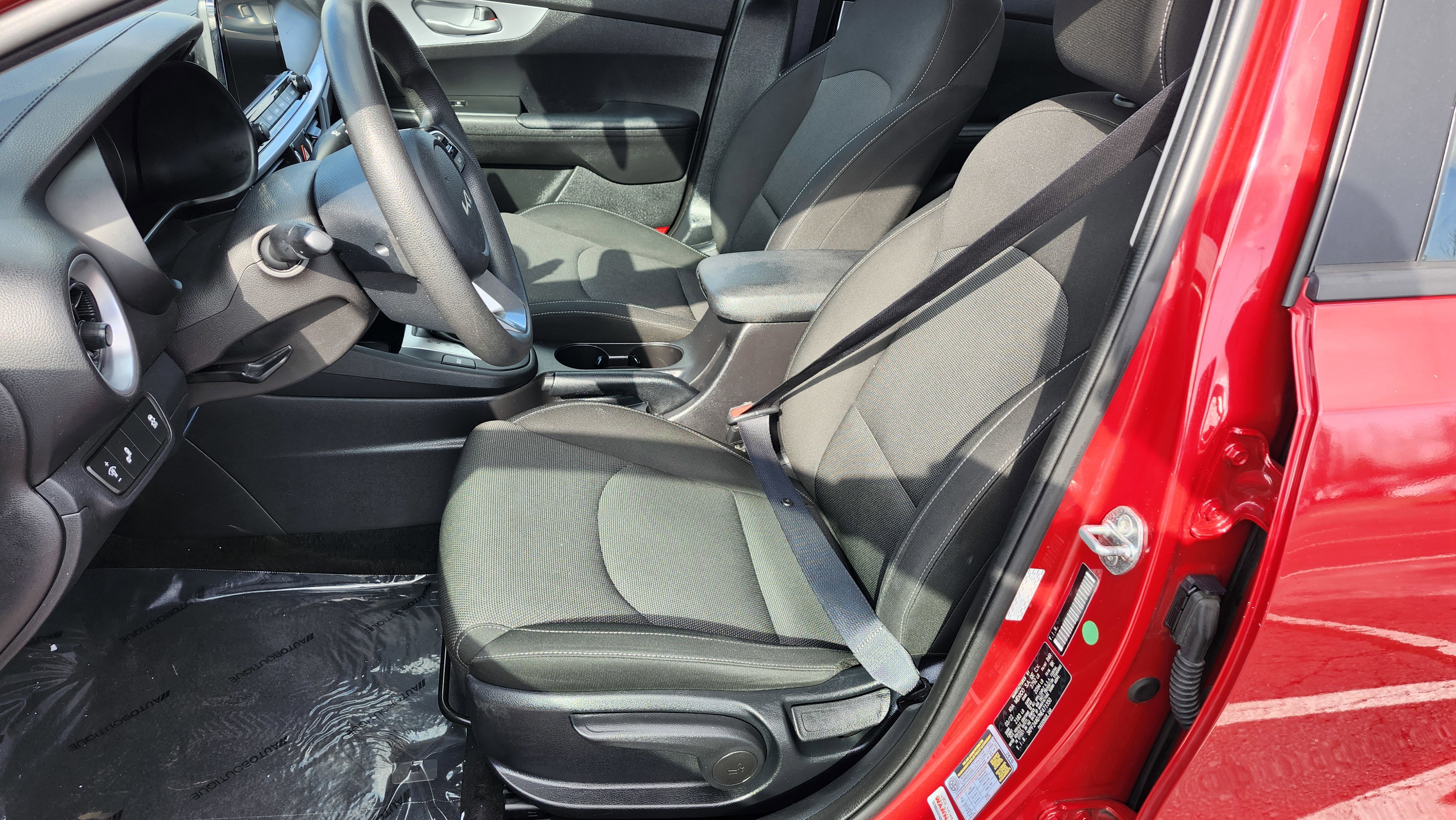 Used 2022 Kia Forte LXS w/ LXS Technology Package image 20