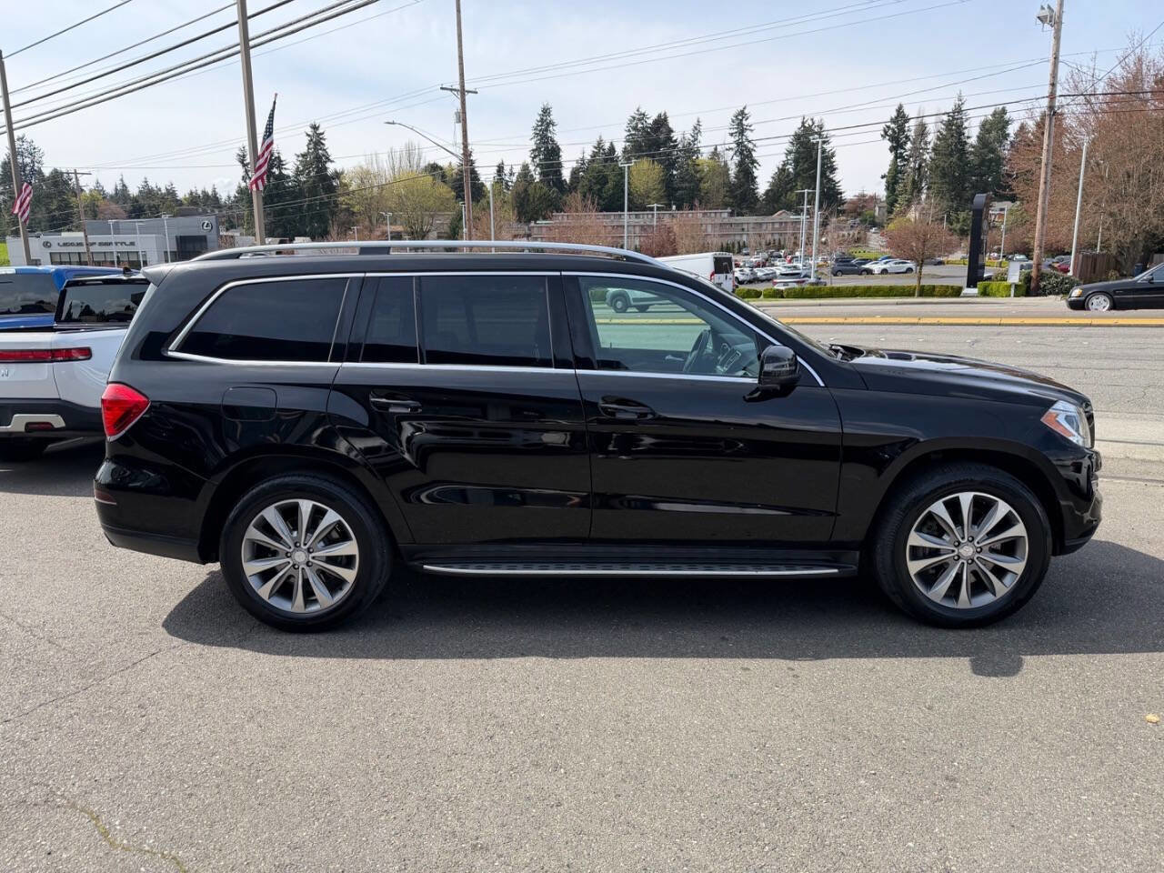 Used 2013 Mercedes-Benz GL 450 4MATIC w/ Premium 1 Pkg image 12