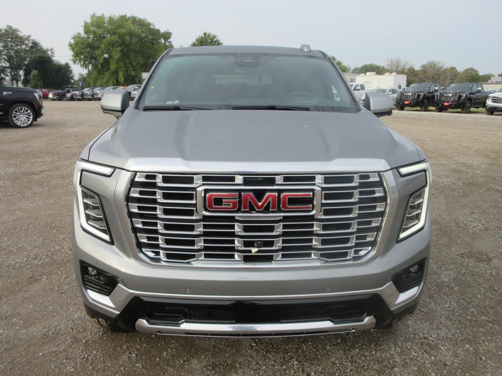 New 2026 GMC Yukon Denali w/ Denali Reserve Package image 10