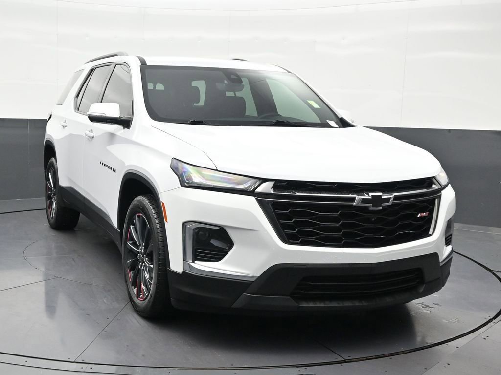 Used 2024 Chevrolet Traverse RS FWD image 8