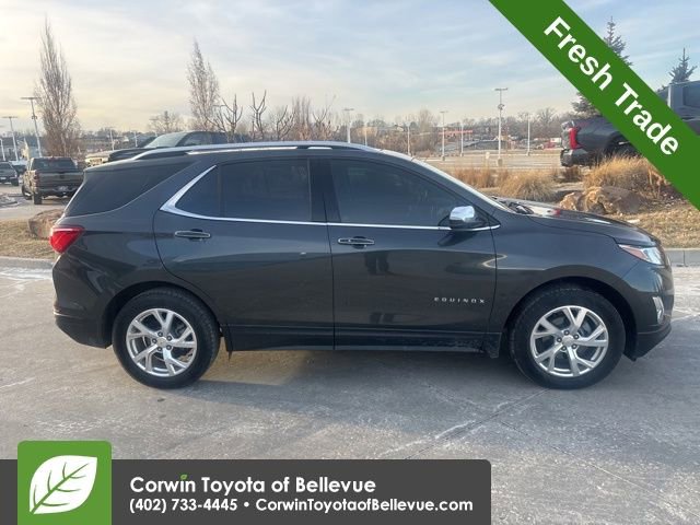 Used 2020 Chevrolet Equinox Premier image 2