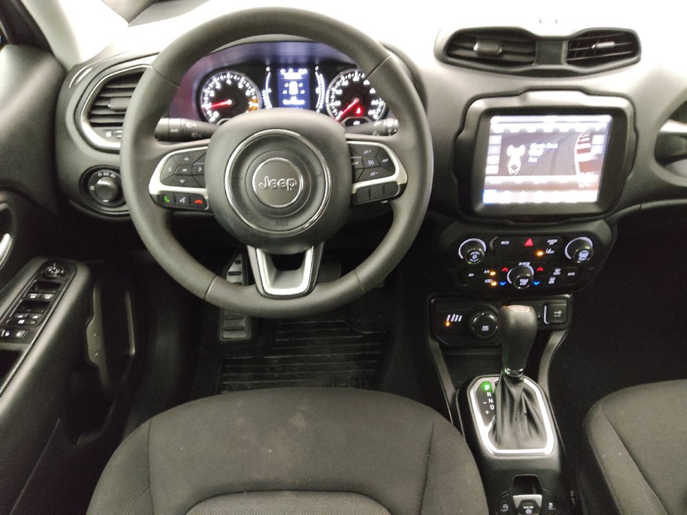 Used 2023 Jeep Renegade Latitude AWD/4WD image 22