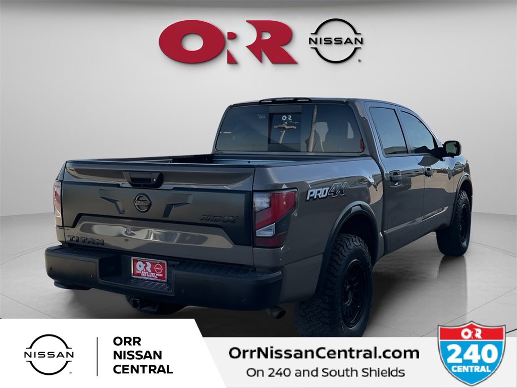 Used 2021 Nissan Titan PRO-4X w/ Pro-4x Convenience Package image 5