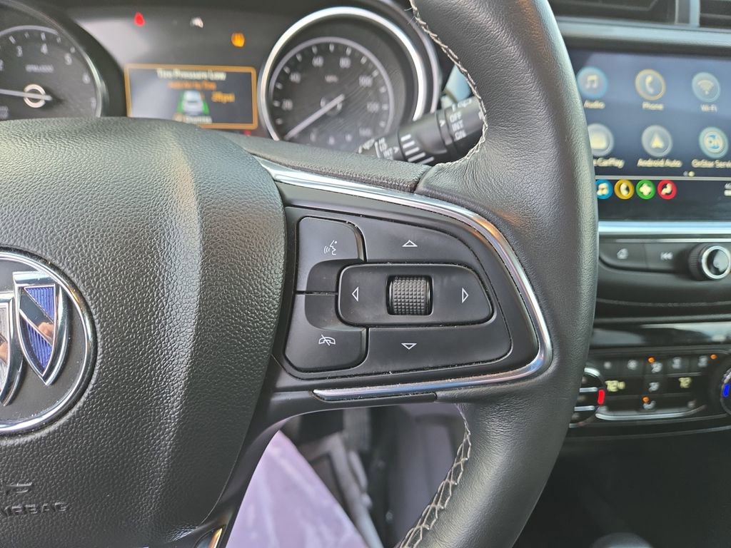 Used 2021 Buick Encore GX Select image 18