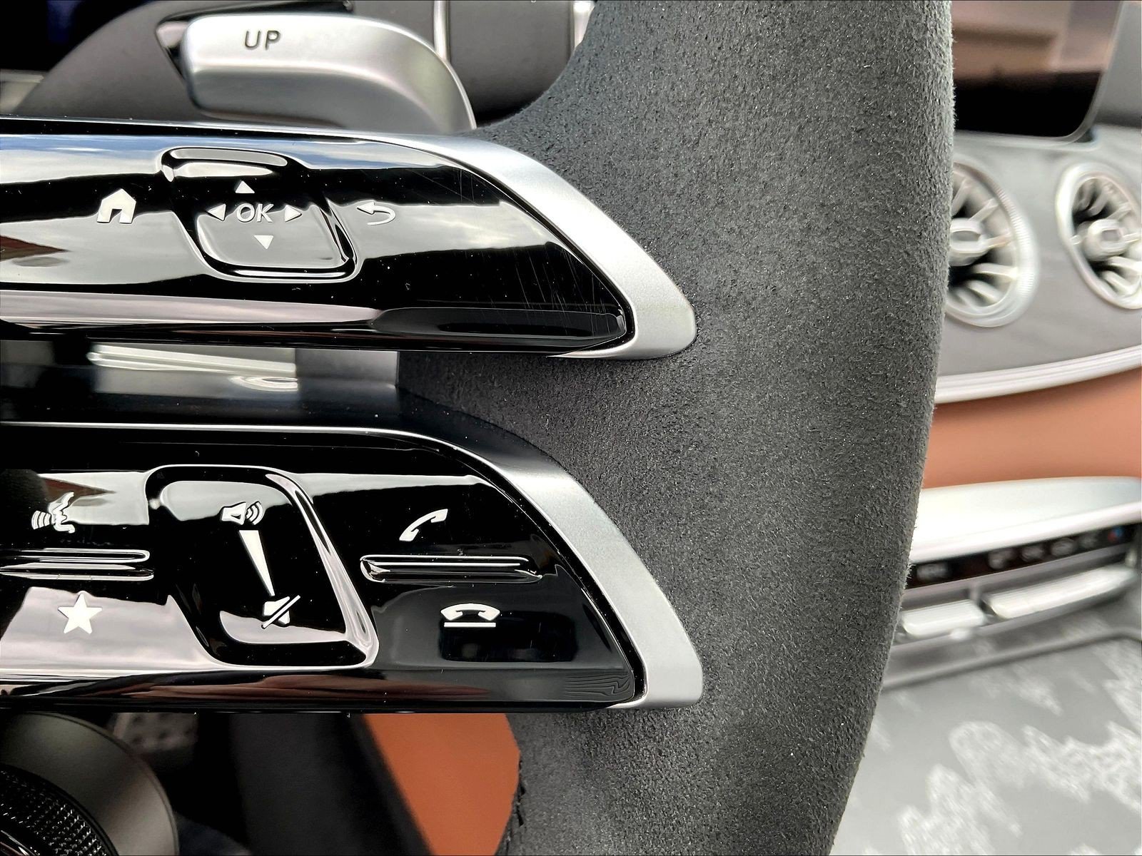 Used 2023 Mercedes-Benz AMG GT 43 image 38