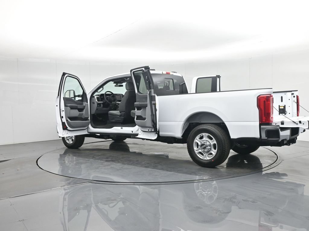 New 2026 Ford F350 XLT image 37