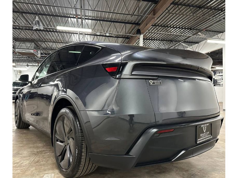 Used 2026 Tesla Model Y Long Range image 17
