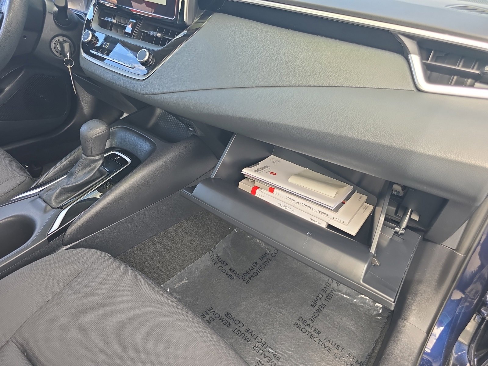 Used 2023 Toyota Corolla LE image 24