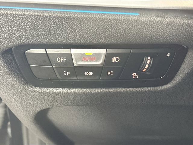 Used 2023 BMW 330e xDrive w/ Convenience Package image 24