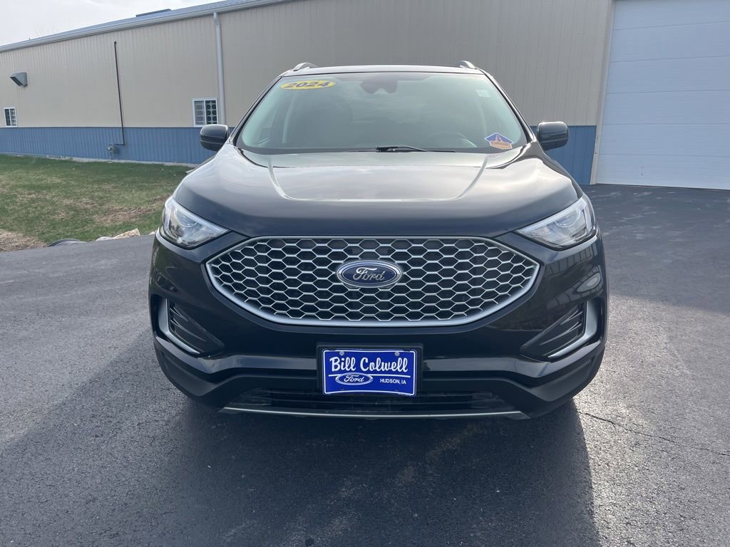 Used 2024 Ford Edge SEL image 9