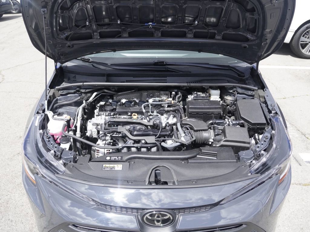 Used 2025 Toyota Corolla LE image 23