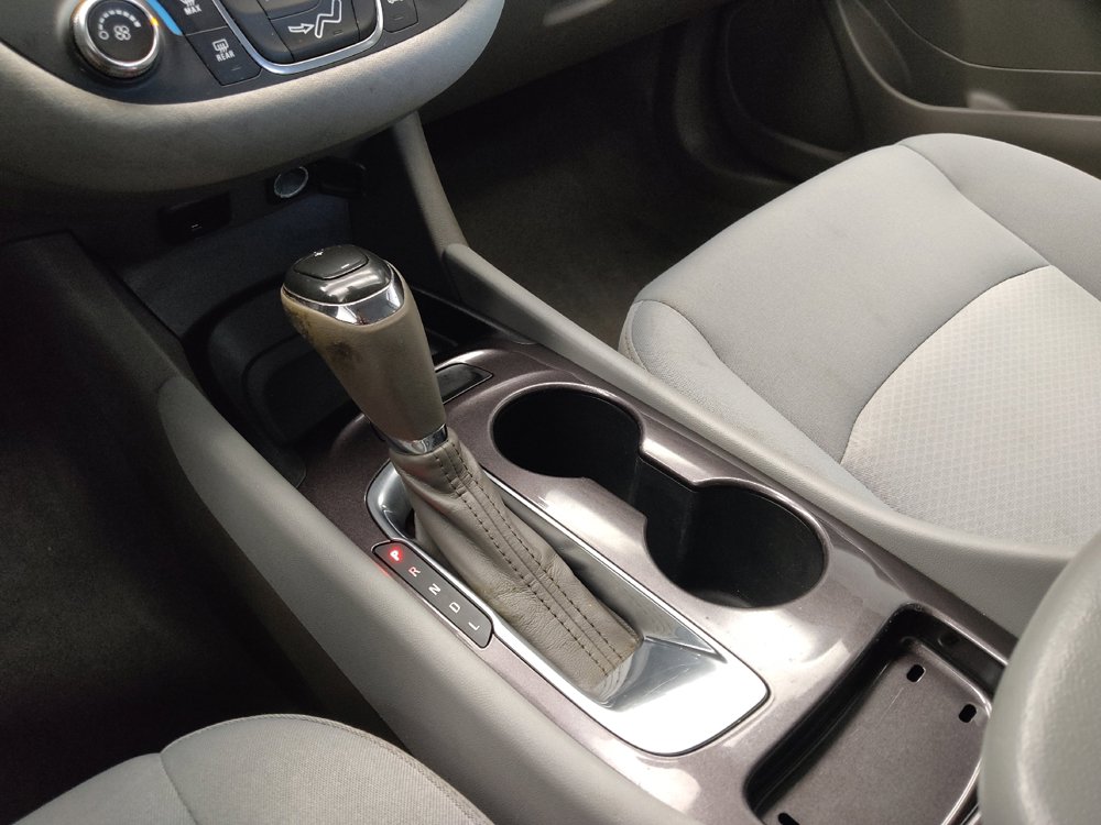 Used 2017 Chevrolet Malibu LS FWD image 26
