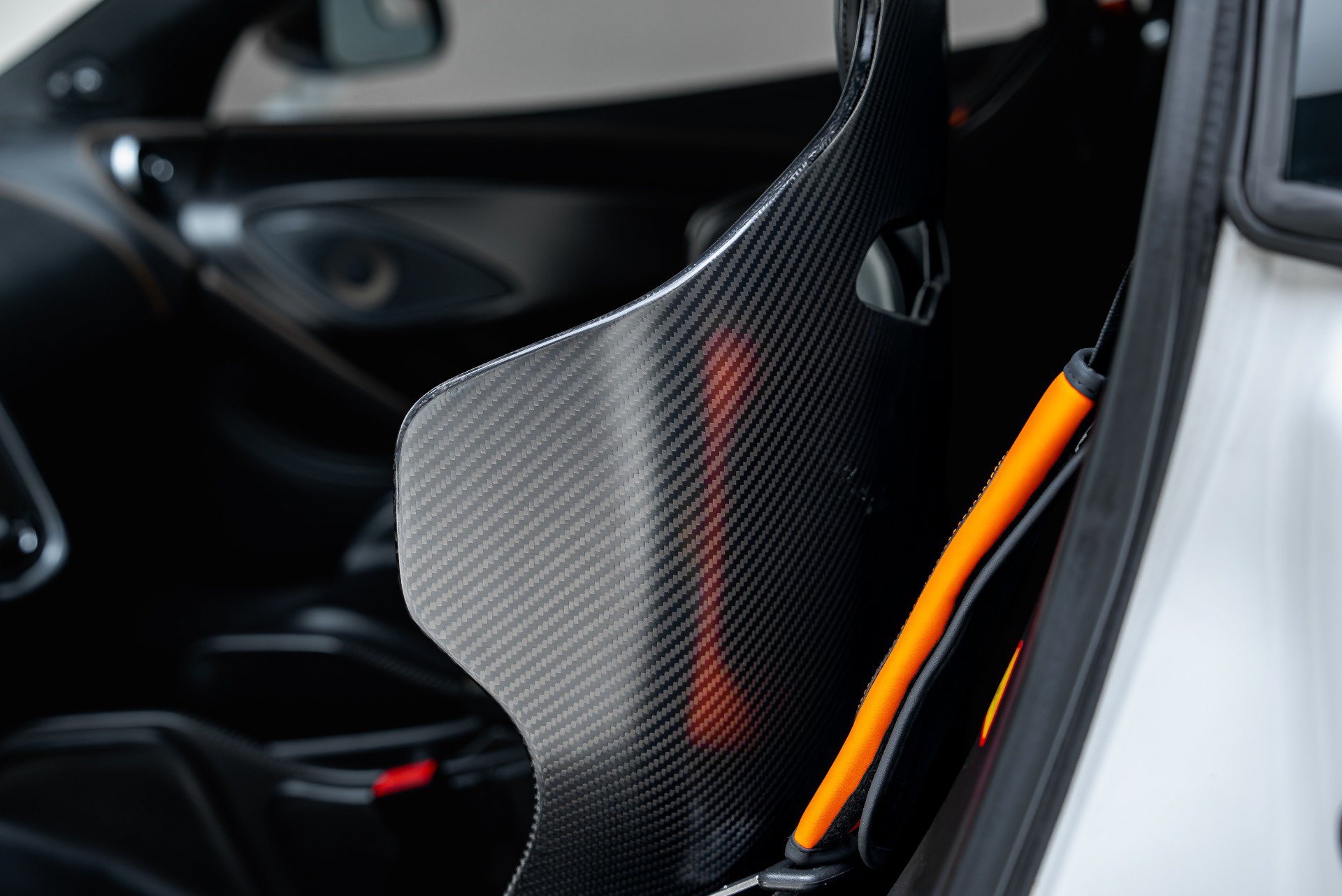 Used 2019 McLaren 600LT RWD image 45