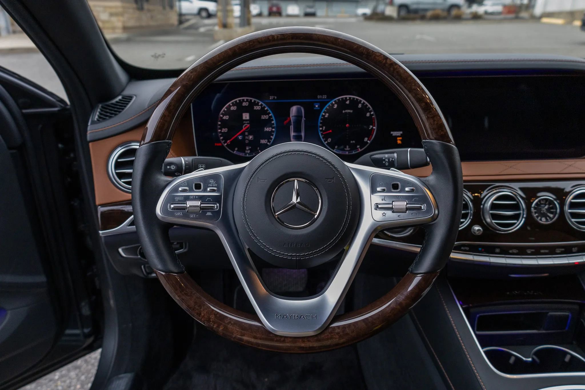 Used 2018 Mercedes-Benz Maybach S 560 4MATIC image 43