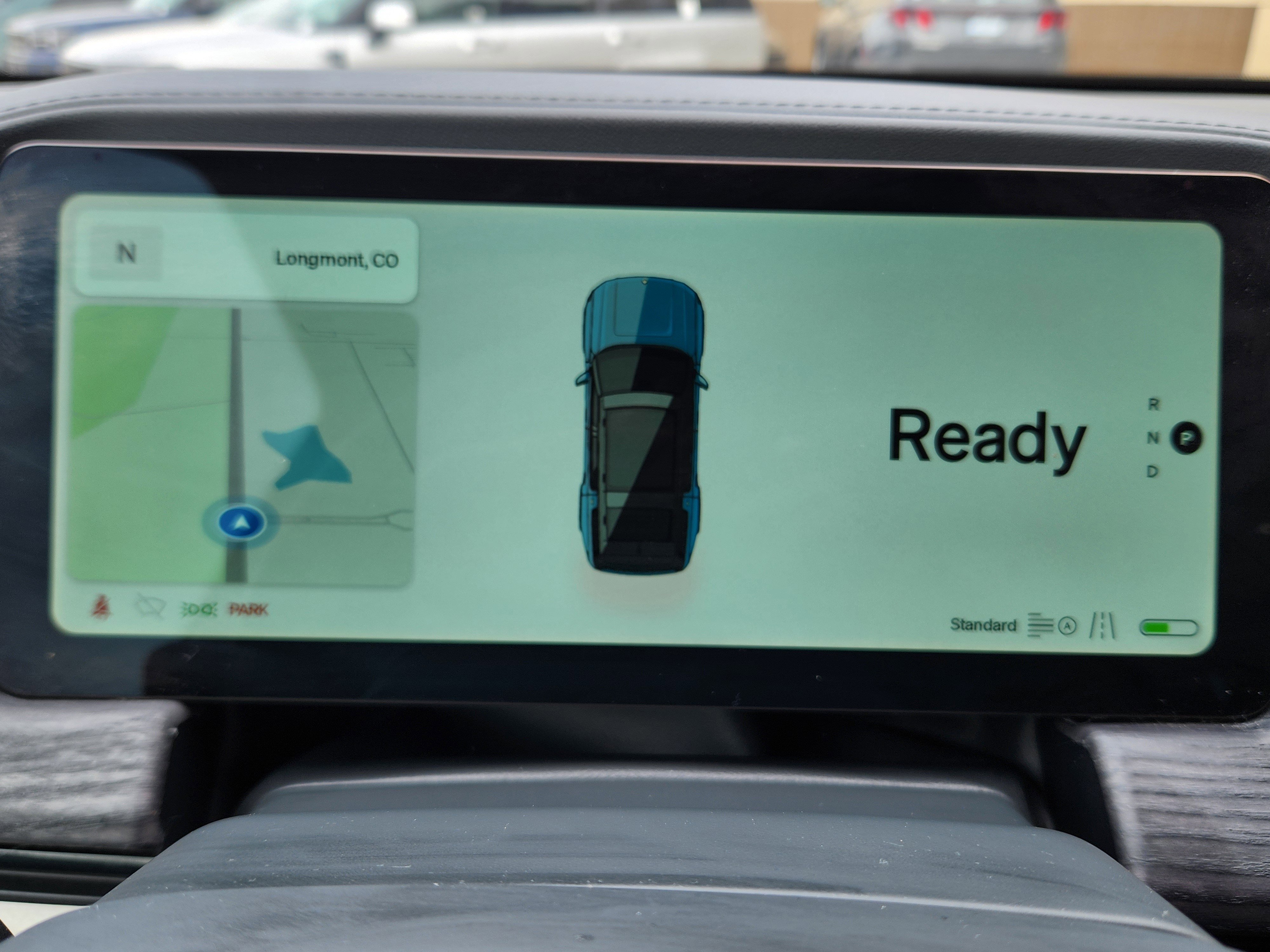 Used 2024 Rivian R1S Adventure image 21