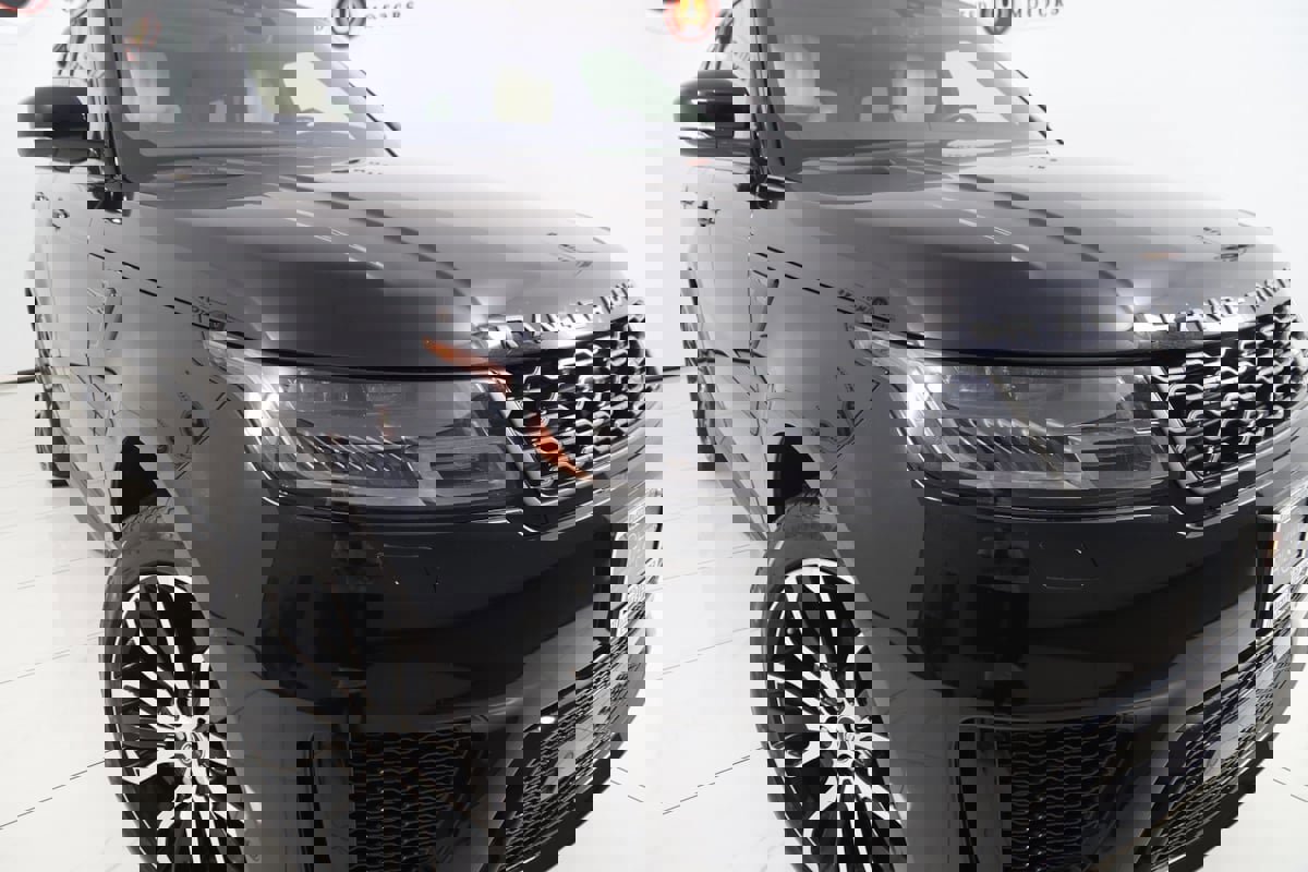 Used 2021 Land Rover Range Rover Sport HSE Silver Edition image 19