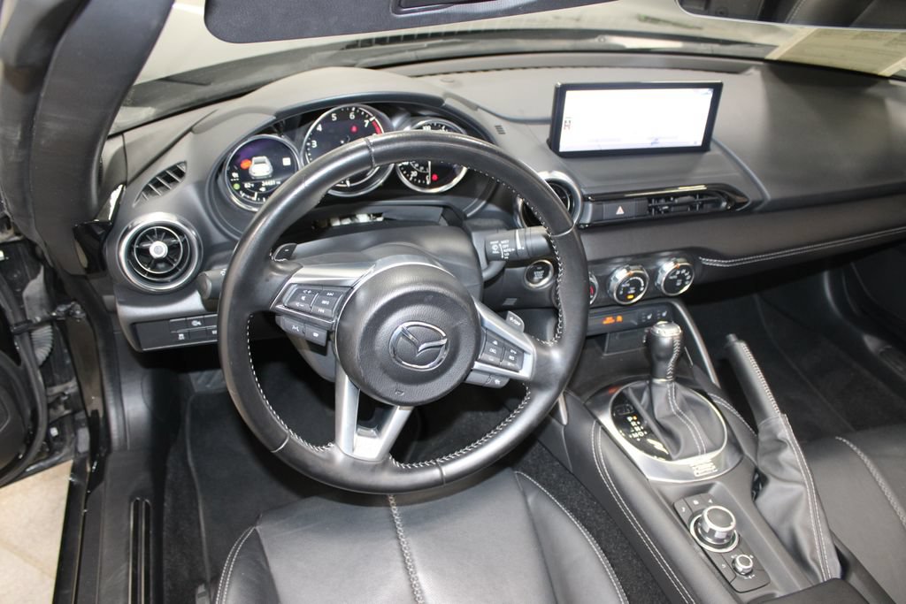 Used 2025 MAZDA MX-5 Miata RF Grand Touring RWD image 27