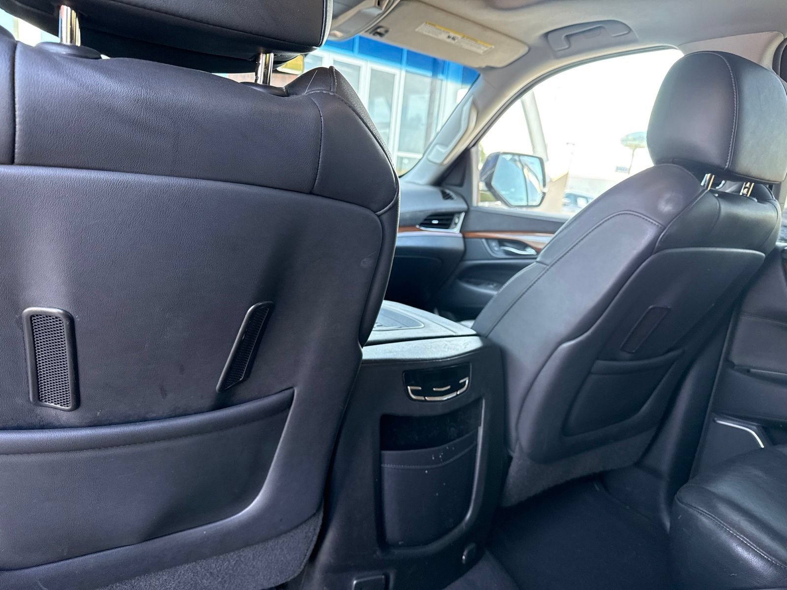Used 2017 Cadillac Escalade Luxury RWD image 13