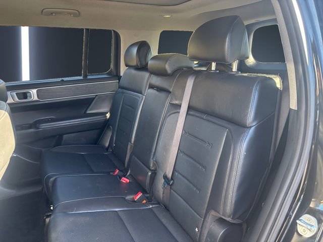 Used 2024 Hyundai Santa Fe Limited image 13