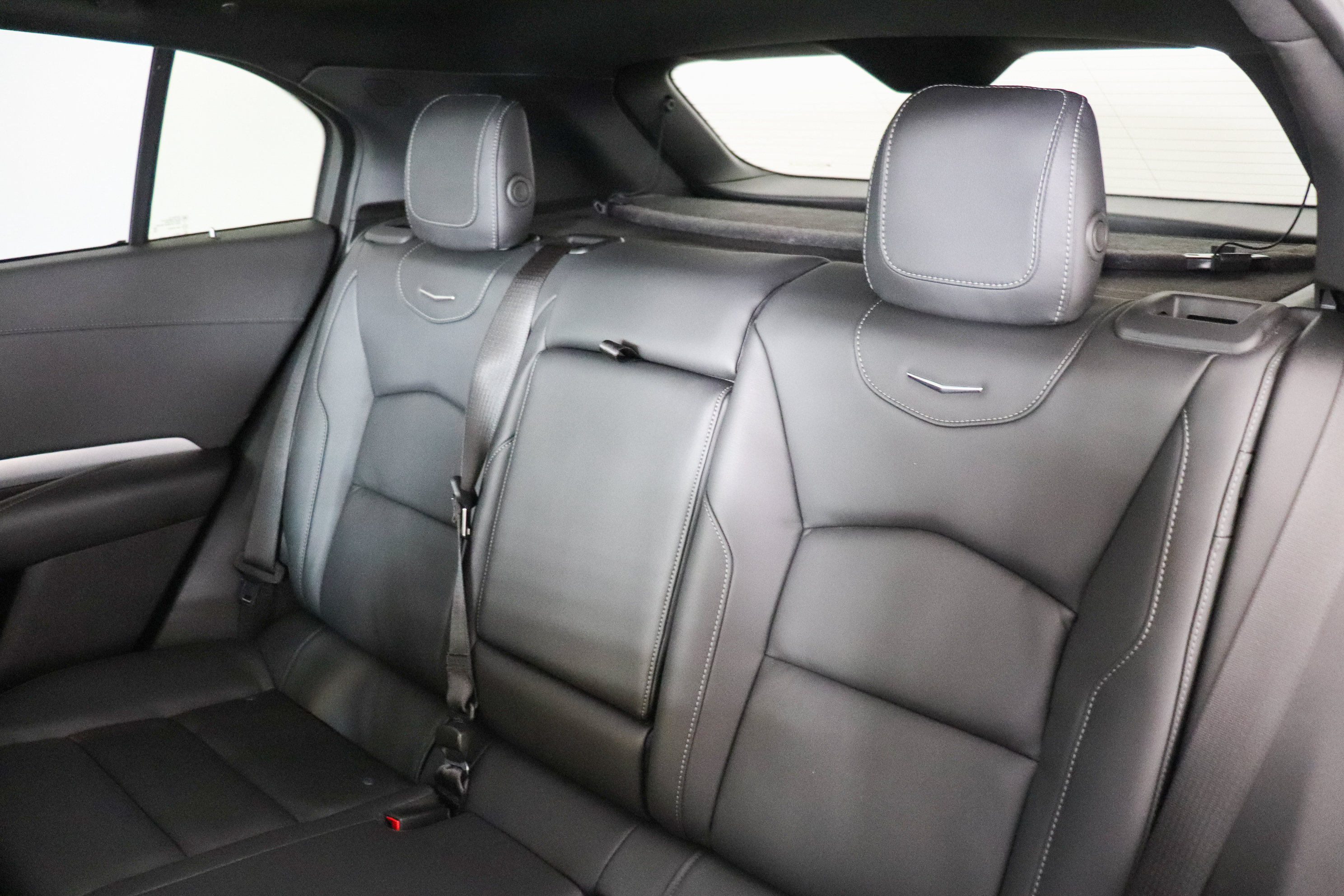 Used 2023 Cadillac XT4 Premium Luxury AWD/4WD image 22