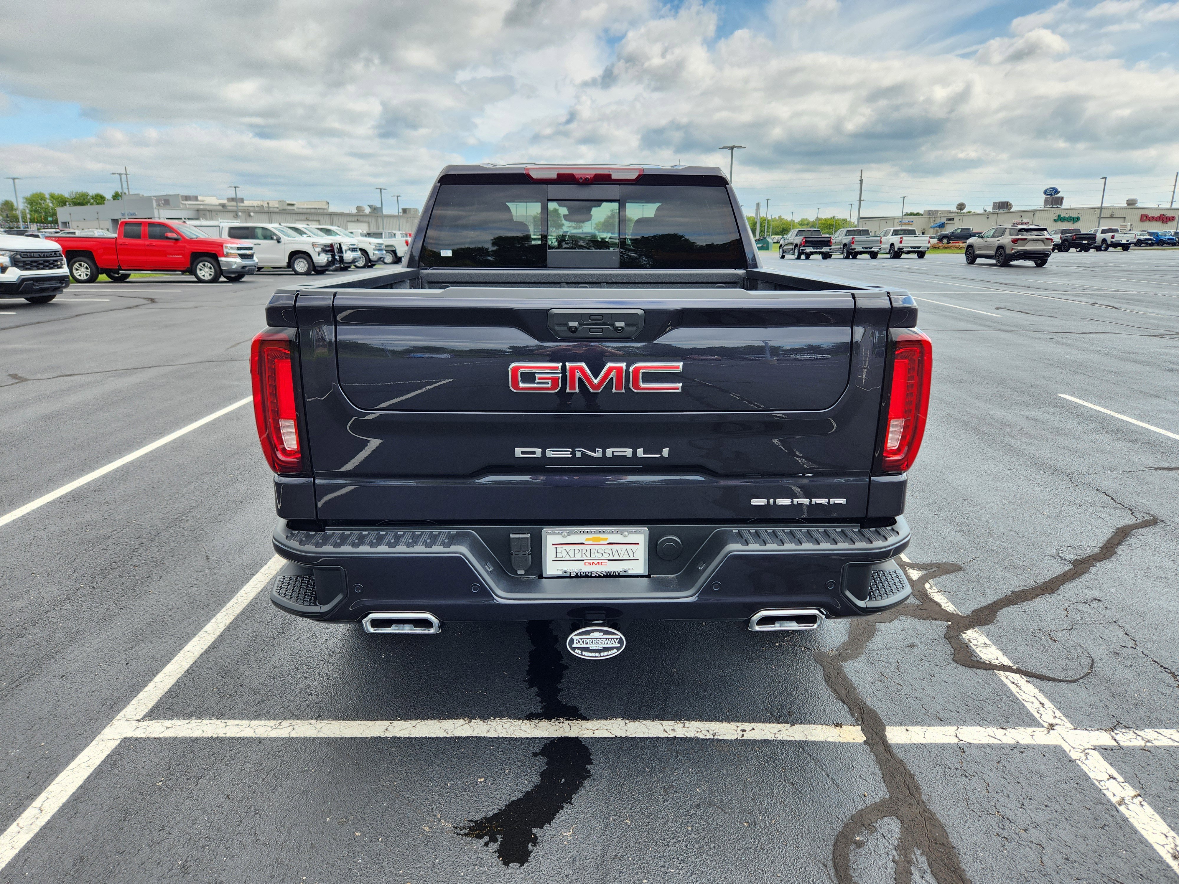 New 2026 GMC Sierra 1500 Denali w/ Denali Reserve Package image 4
