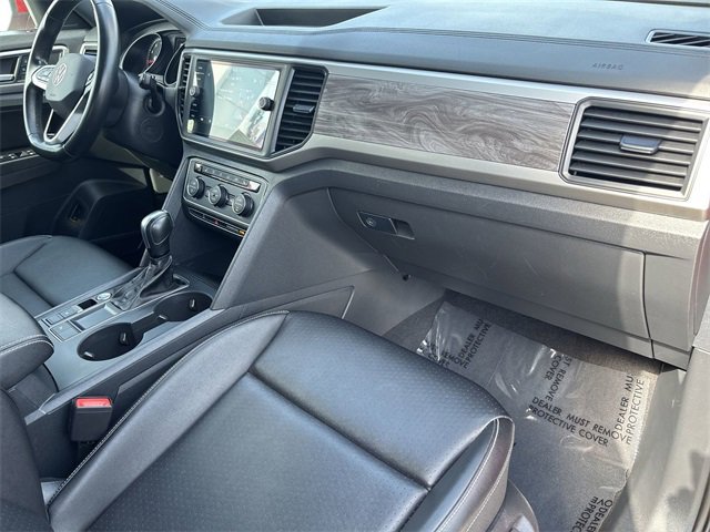 Used 2020 Volkswagen Atlas Cross Sport SE w/ Panoramic Sunroof Package image 13