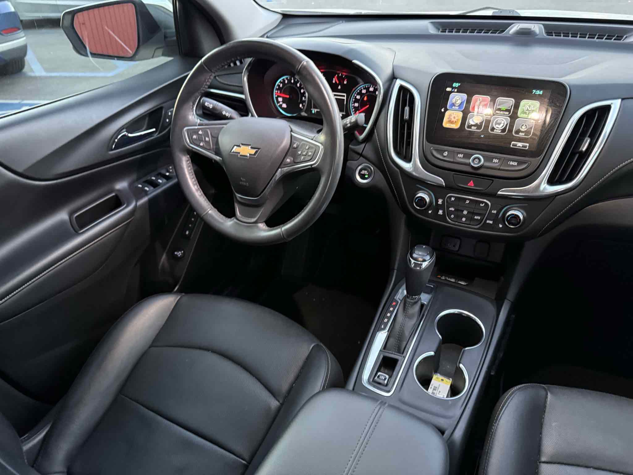 Used 2018 Chevrolet Equinox Premier FWD image 48
