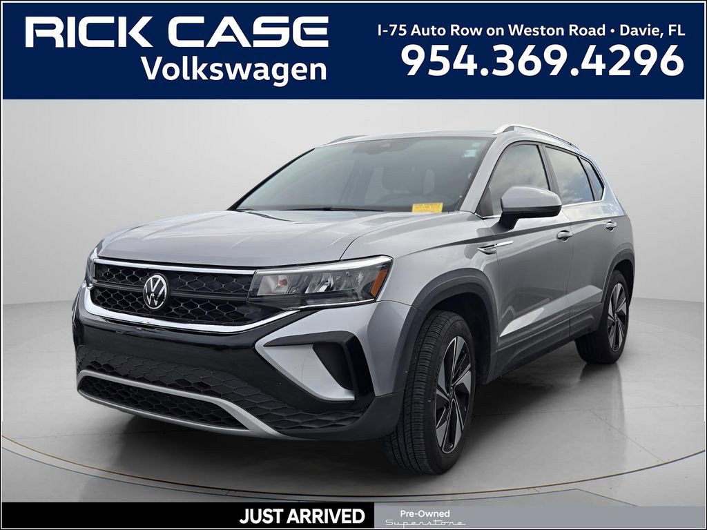 Used 2024 Volkswagen Taos SE AWD/4WD image 1