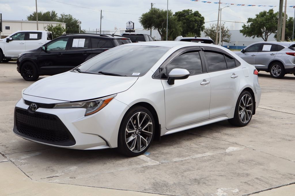 Used 2020 Toyota Corolla LE FWD image 5