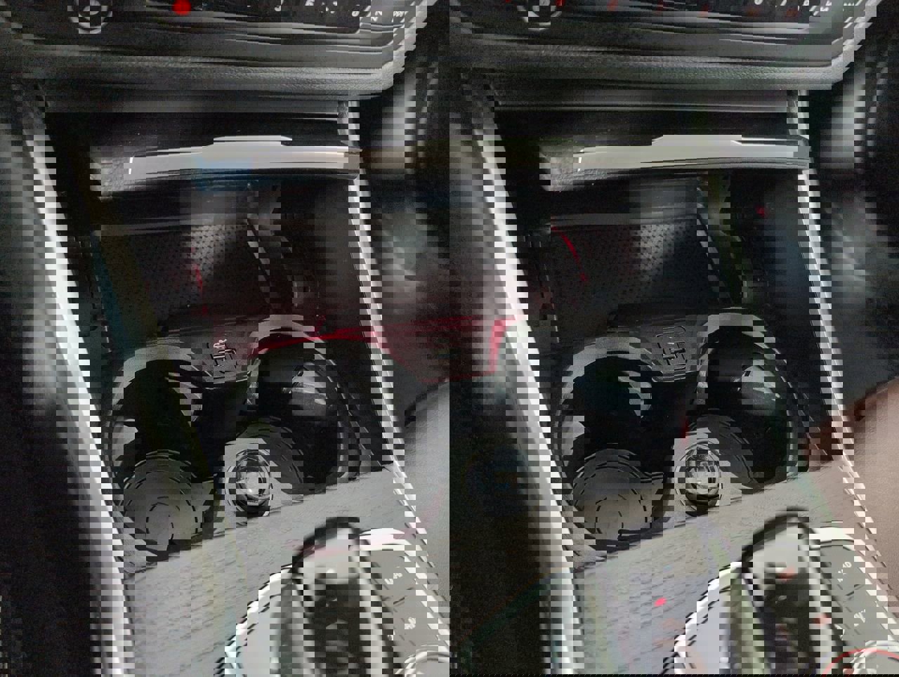 Used 2022 BMW 430i xDrive Convertible w/ Premium Package image 9