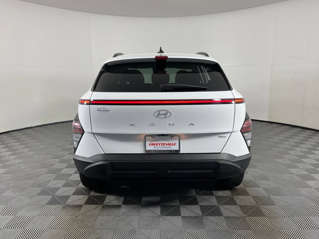 Used 2025 Hyundai Kona SEL AWD/4WD image 7