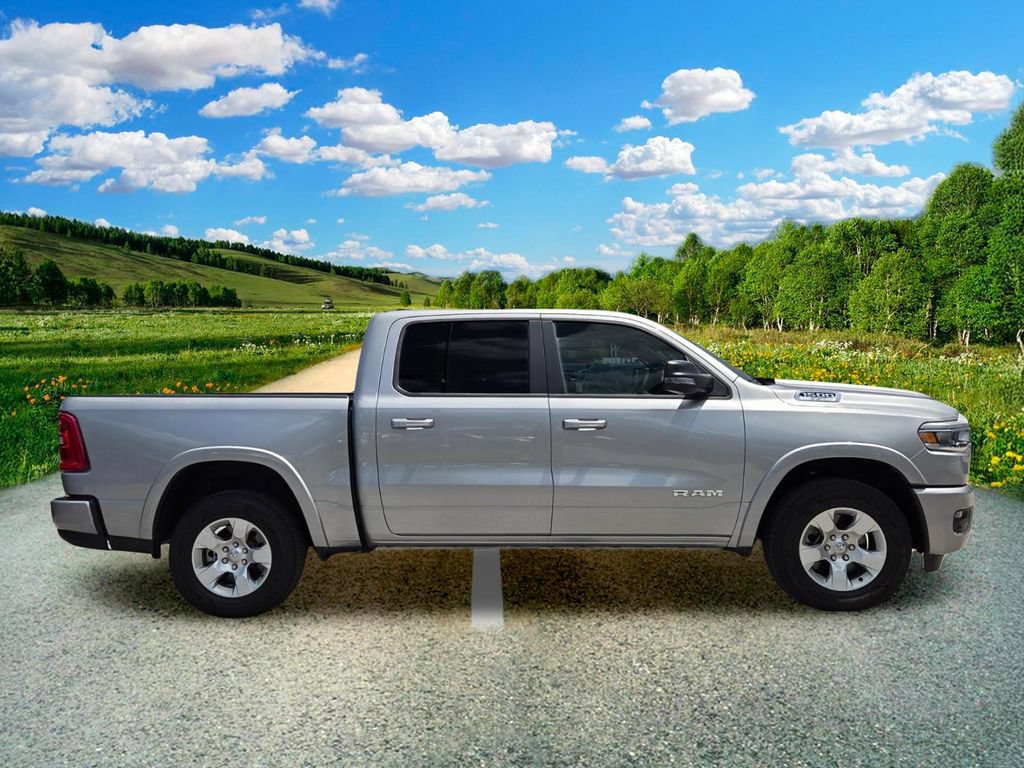 Used 2025 RAM 1500 Big Horn AWD/4WD image 7