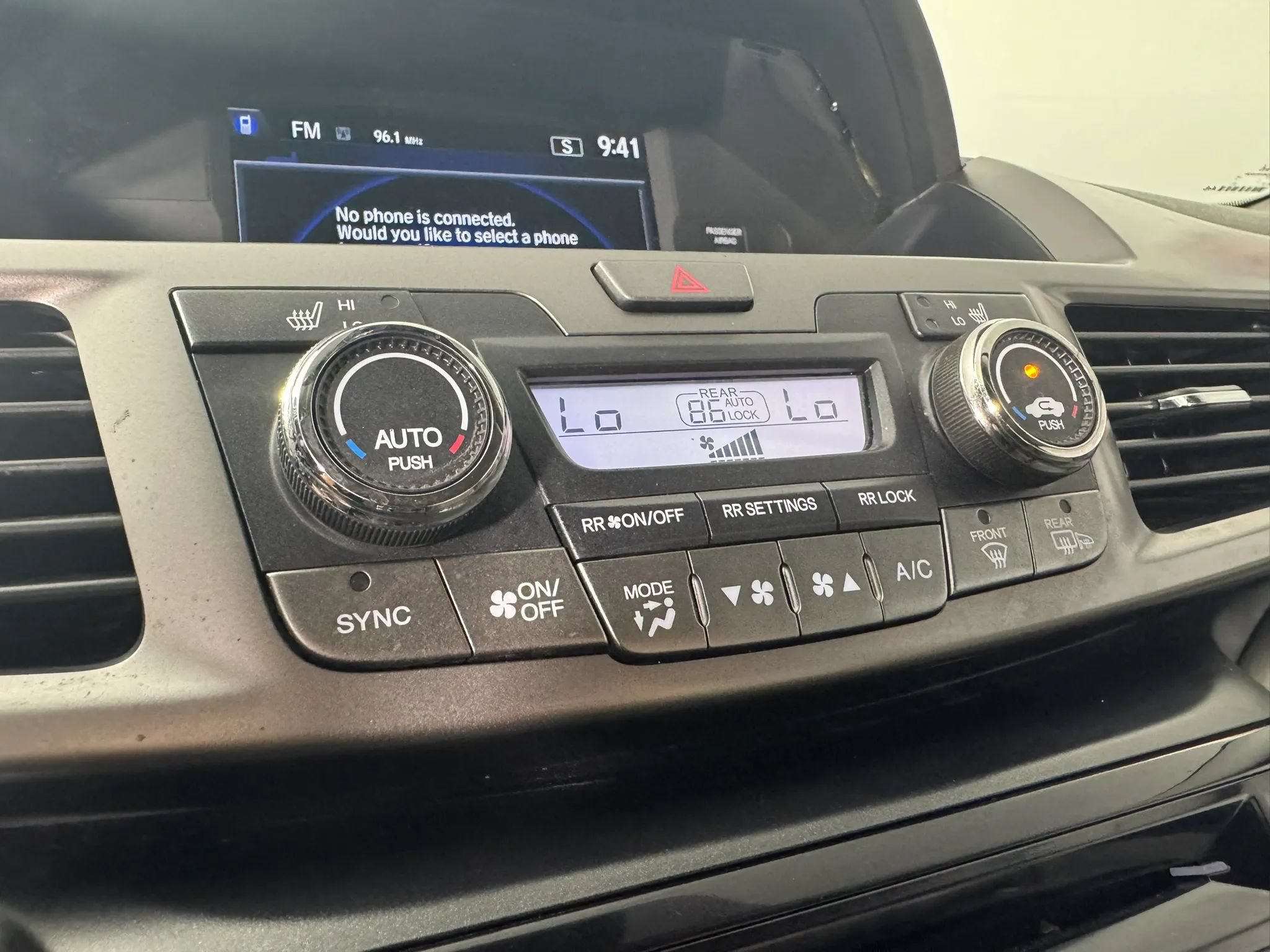 Used 2015 Honda Odyssey EX-L image 21