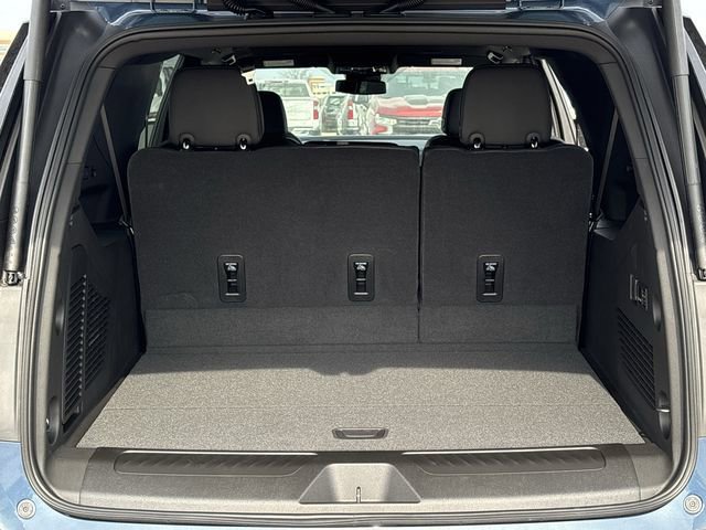 New 2026 Chevrolet Suburban LT w/ Comfort Package RWD image 26
