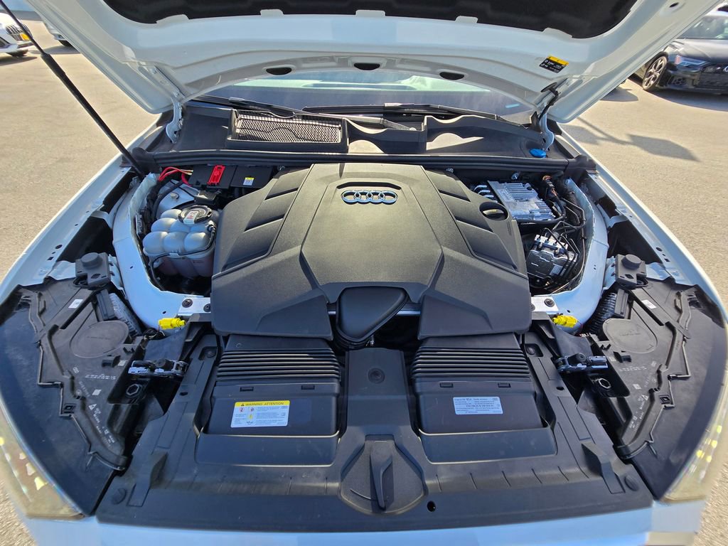 Used 2023 Audi Q7 3.0T Premium w/ Convenience Package image 32