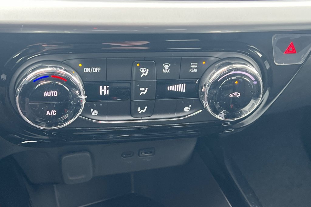 New 2026 Chevrolet Trax LT w/ Driver Confidence Package image 17