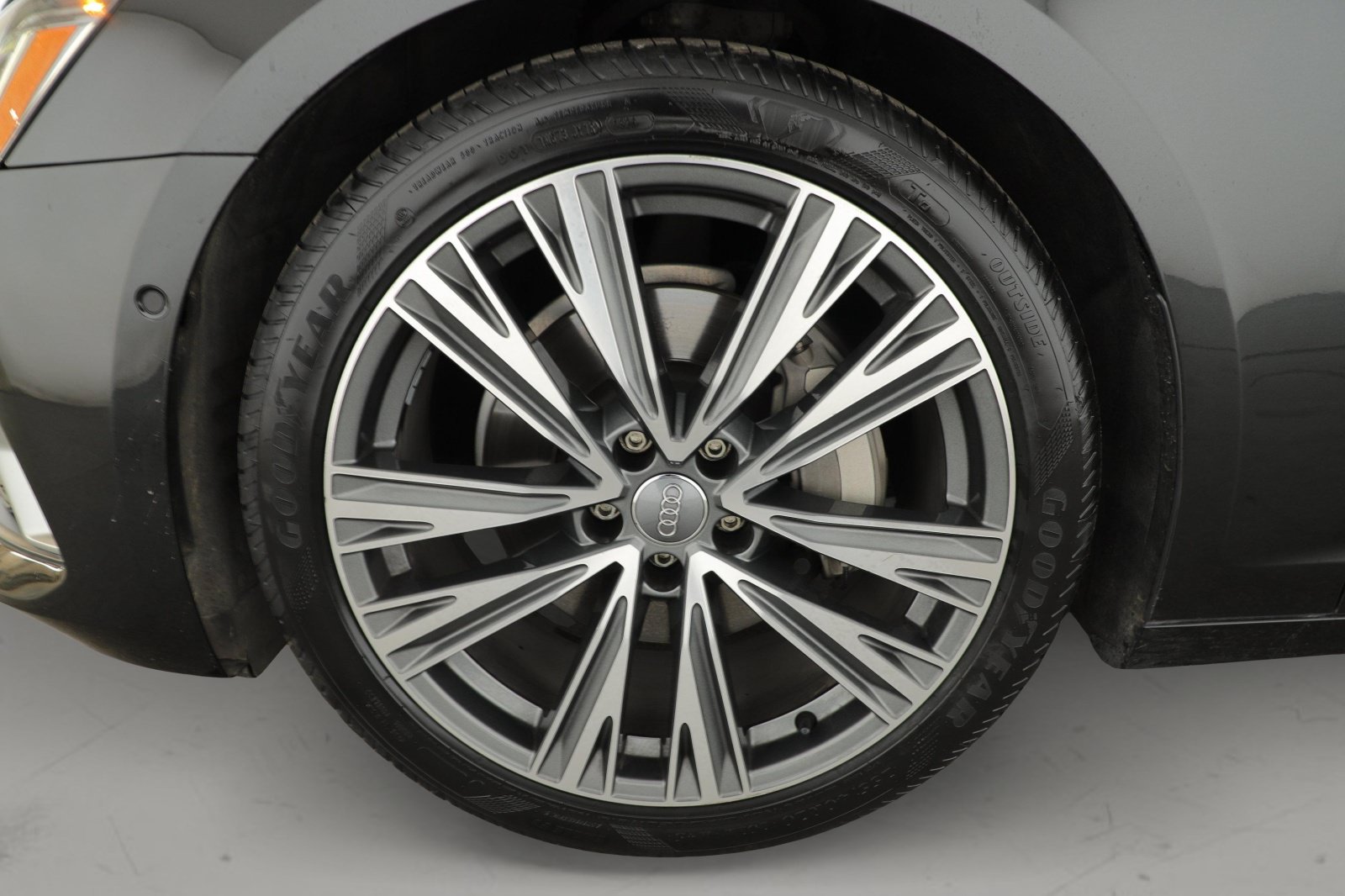 Used 2020 Audi A6 2.0T Premium Plus w/ Premium Plus Package AWD/4WD image 7
