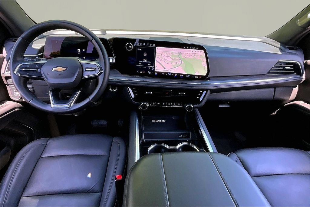 Used 2025 Chevrolet Tahoe LT image 7